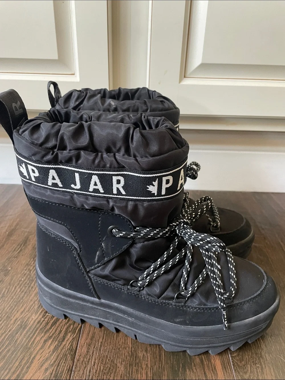 LIKE NEW PAJAR Galaxy Snow Boots!